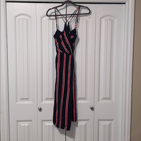 // MINK PINK WRAP DRESS // - Picture 6 of 7